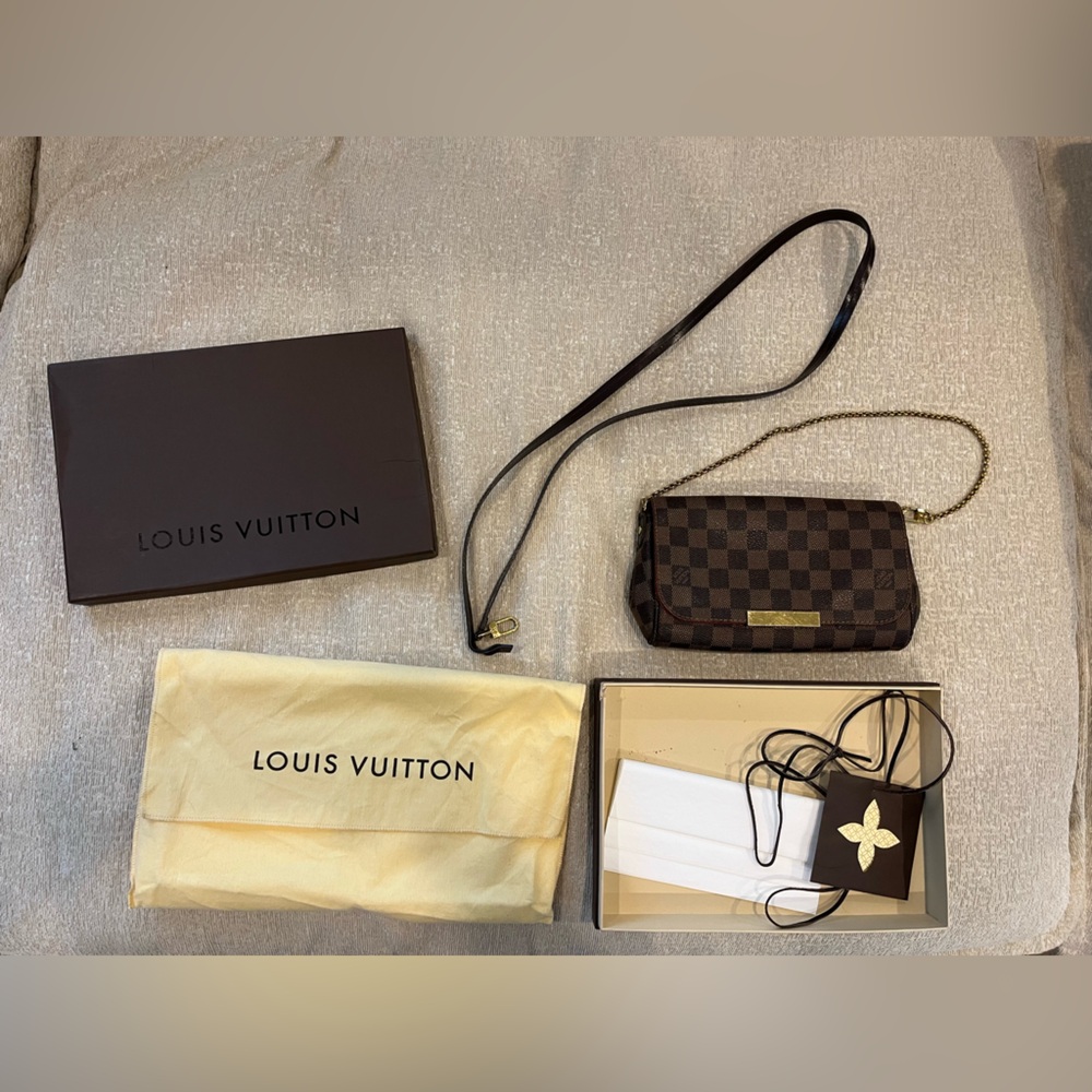 Louis Vuitton Authentic Favorite PM Bag